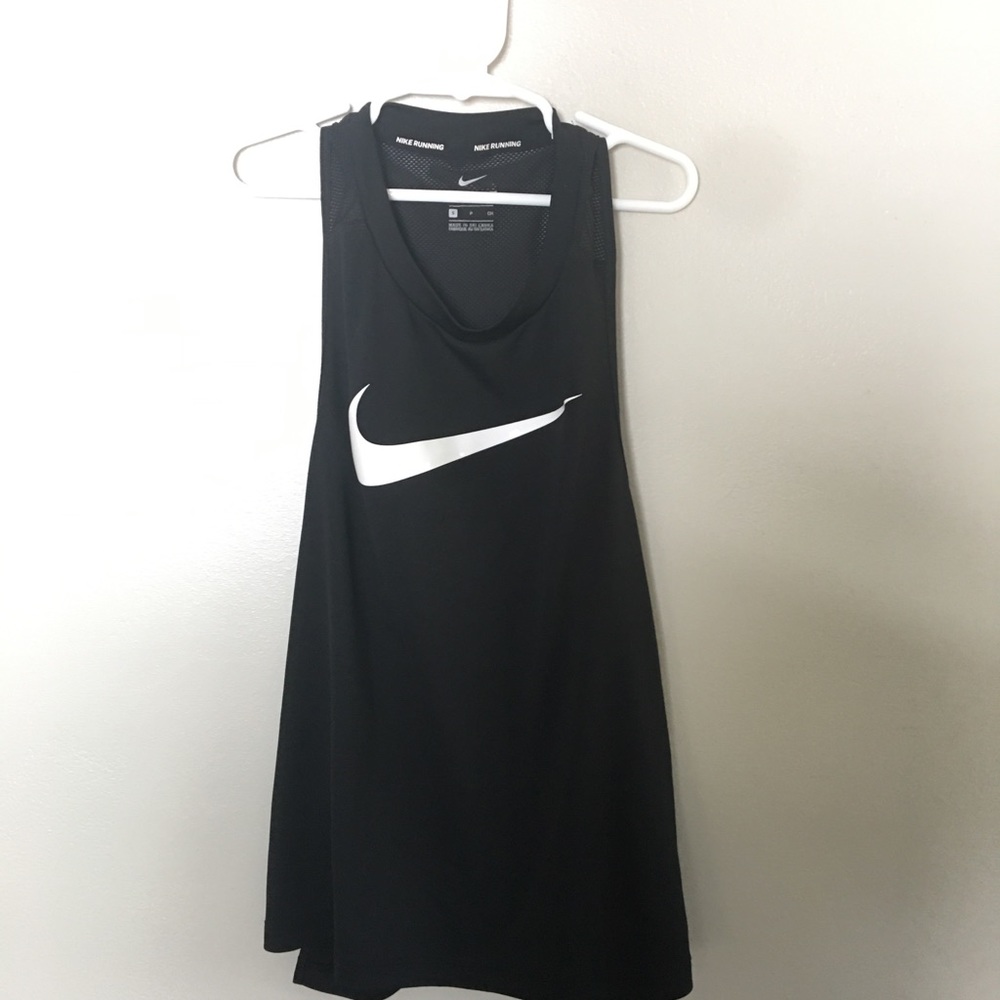 Nike workout top